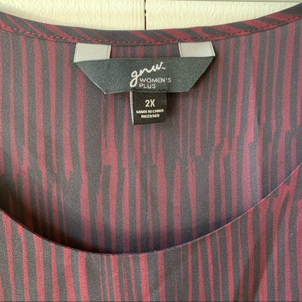 Red and black 2X tank NWT